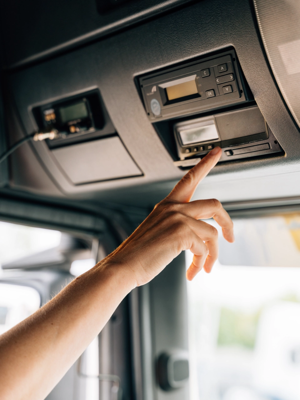 OFFICINA EUROPA - Tarature su tachigrafo