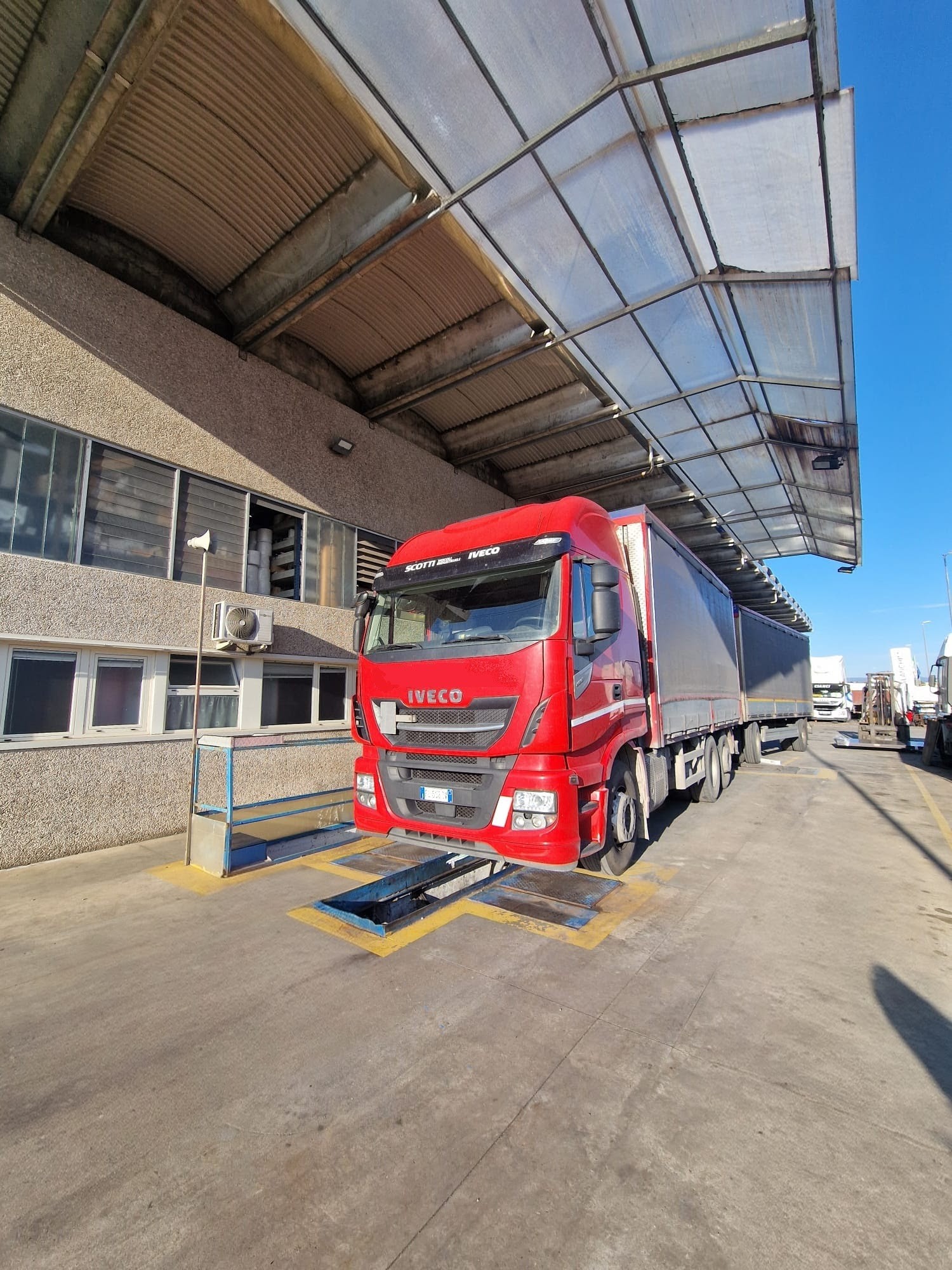 OFFICINA EUROPA - Centro Revisioni